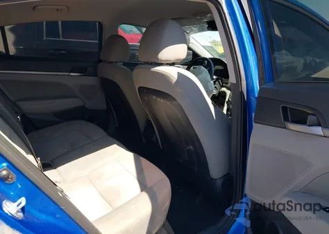 2018 Hyundai Elantra Sel z USA, uszkodzony, nr VIN 5NPD84LF6JH368544